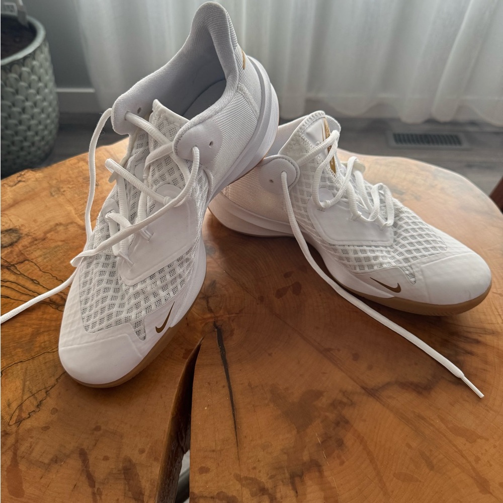 Nike Zoom Hyperspeed Court SE White/Metallic Gold
